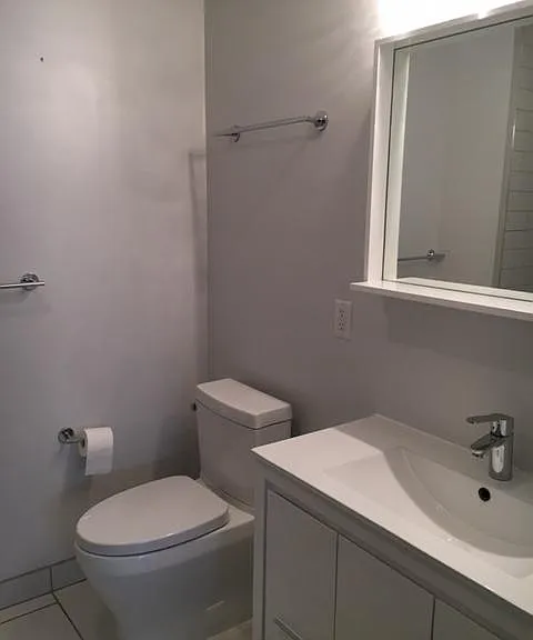 910 Manchester Dr — Photo 10