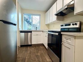 5113 N Lombard St, Portland, OR