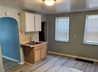 2915 N 8th St, Milwaukee, WI 53206