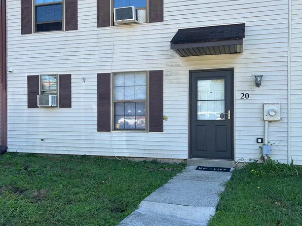 20 Hampshire Rd, Erial, NJ 08081