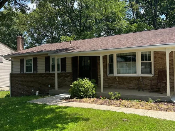 12157 Pineneedle Ct, Woodbridge, VA 22192