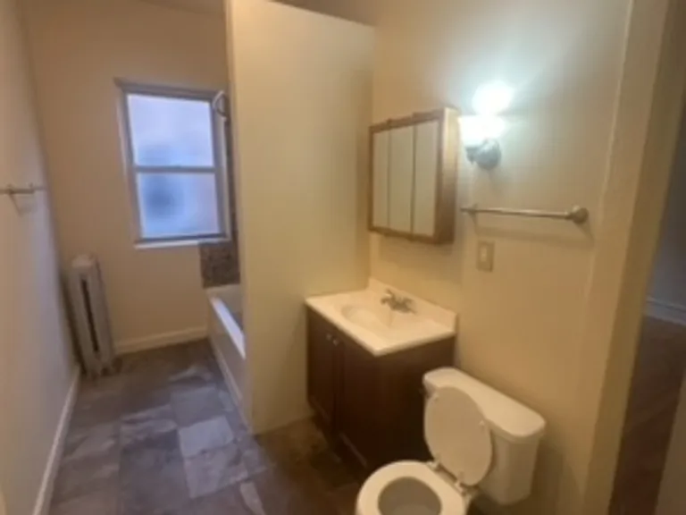 5126 S Greenwood Ave #1 — Photo 5