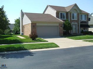 27732 Mill Creek Dr, Trenton, MI 48183