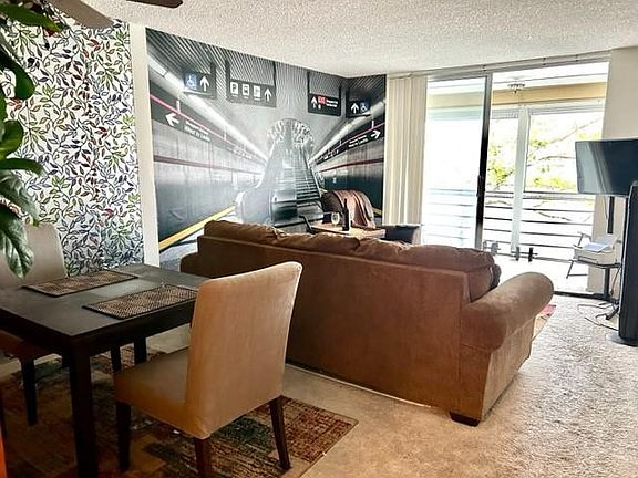 4th image of 2700 W Sunrise Lakes Drive #208