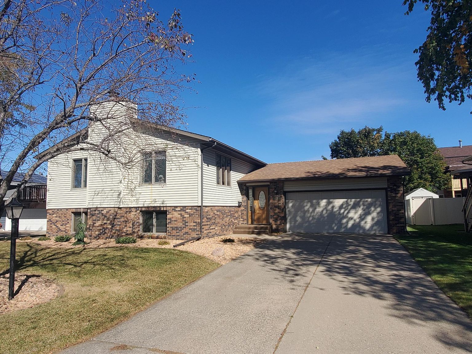 w7となります。 5130 W 7th Pl, Winona, MN 55987 | Zillow