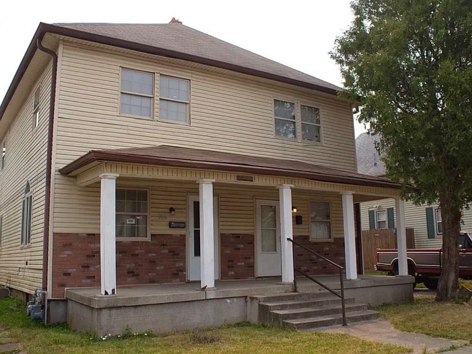 1st image of 745 N Sheffield Ave #1