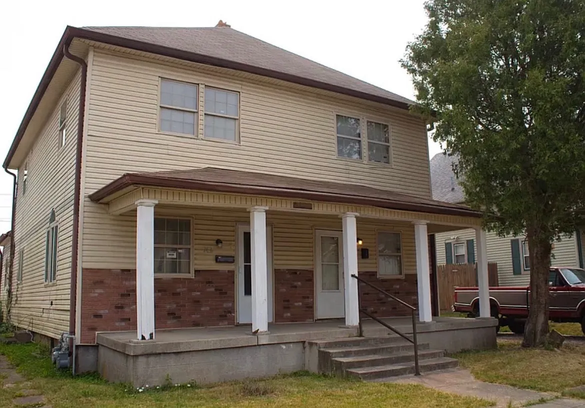 745 N Sheffield Ave #1 photo 1