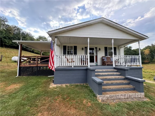 58410 Wharton Rd, Barnesville, OH 43713