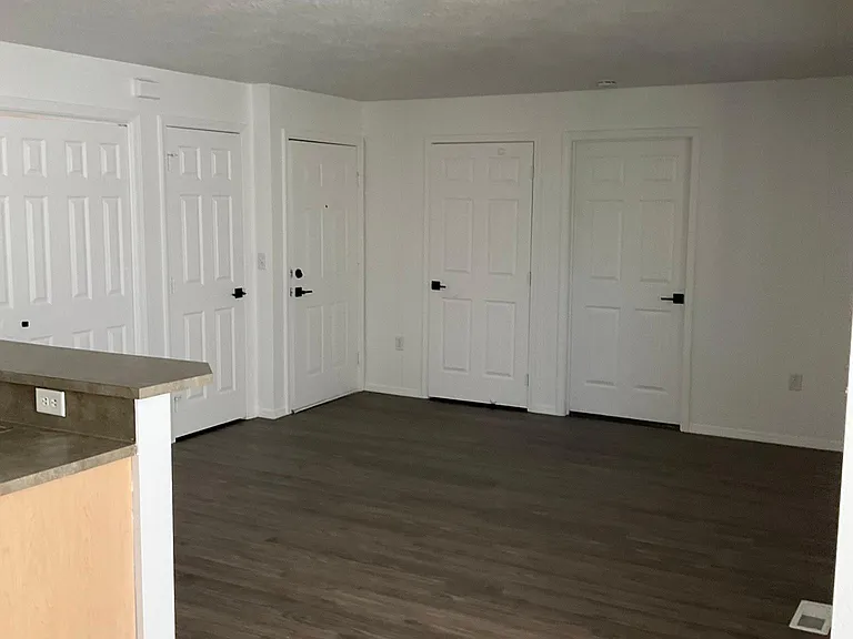 187 N Avenger Ln #201 — Photo 9