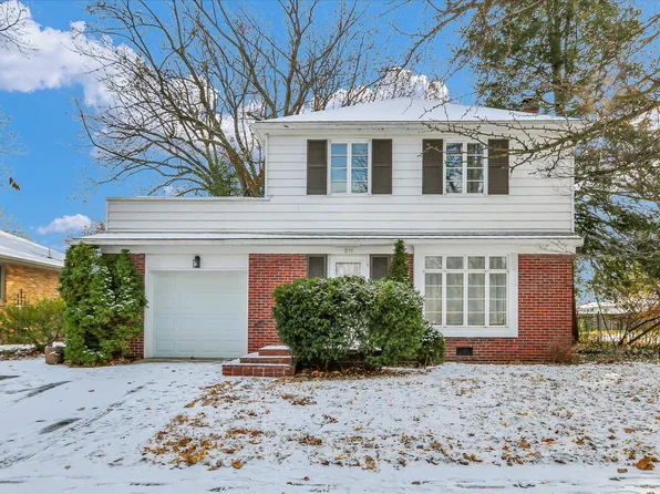 811 W William St, Champaign, IL 61820