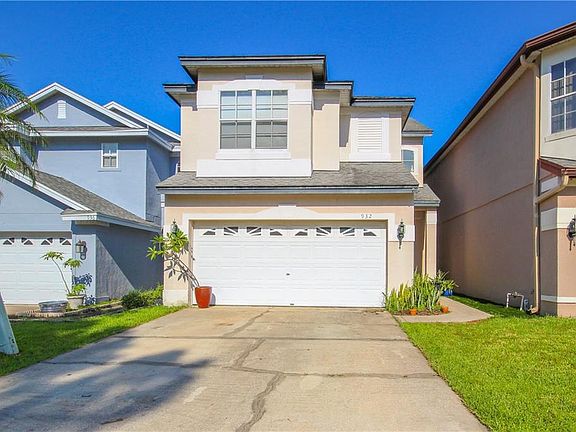 5th image of 932 S Lake Sterling Ct