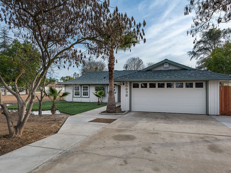 1st image of 25638 Tamarisk Dr