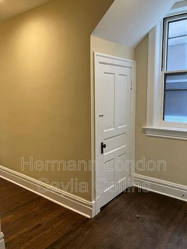 2 bed, 1.0 bath, 1250 sqft, $1,195 — Photo 2