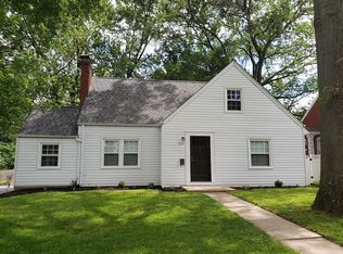 824 Lindenwood Ave, Saint Charles, MO 63301
