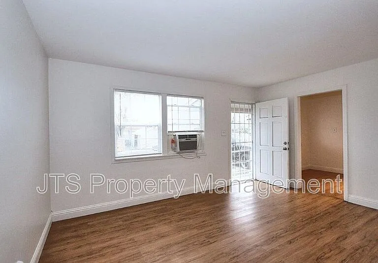 5302 Gordon Dr — Photo 21