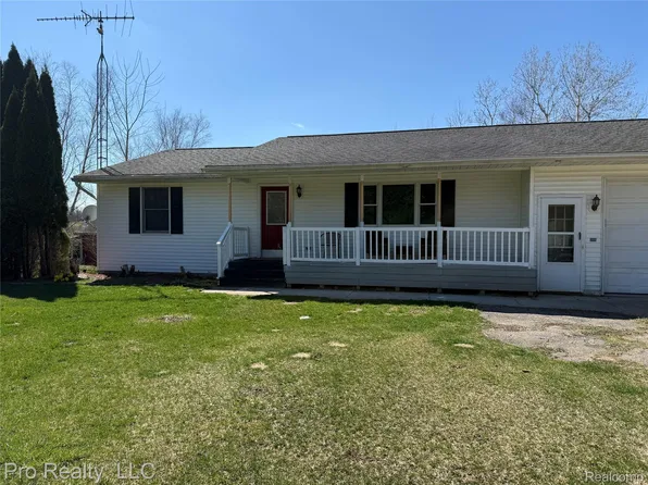 4976 Schott Rd, Mayville, MI 48744