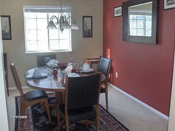 Formal Dining Rm