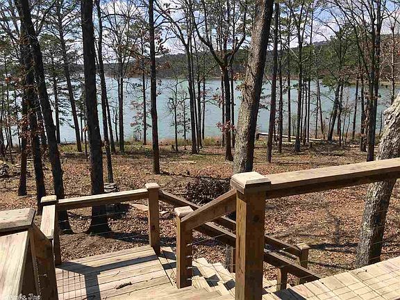 3rd image of 289 Lake Park Dr