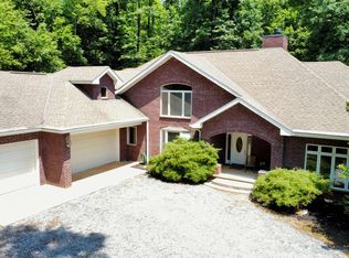 805 Grace Dr, Blue Ridge, GA 30513