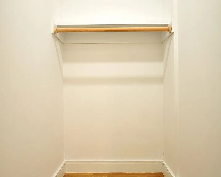 877 Beacon St #2 — Photo 6