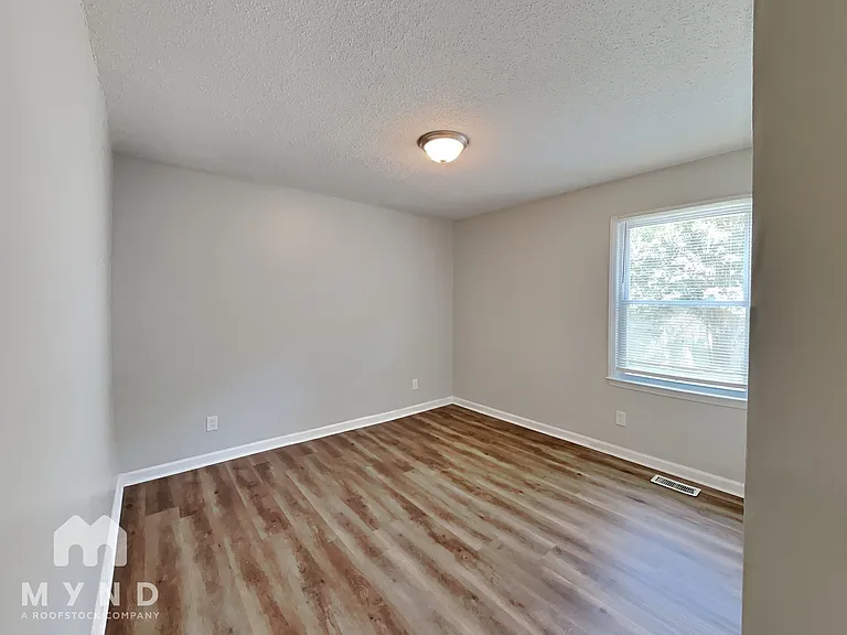 213 Cedar Ct — Photo 18