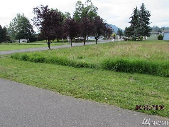 4th image of 850 Mountain Villa Dr