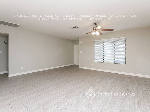 4th image of 2631 S Holbrook Ln