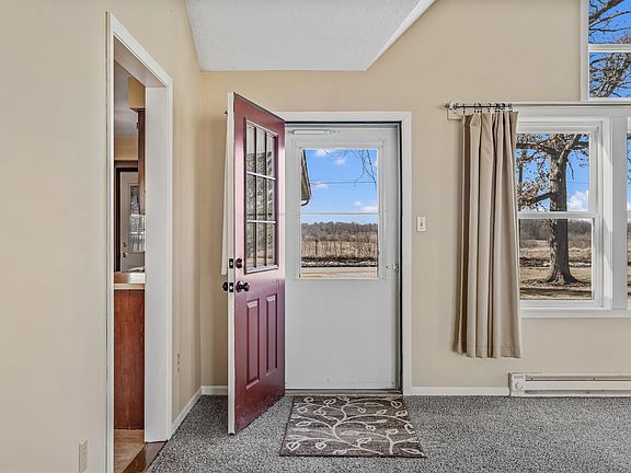 4th image of 17532 Wappes Rd