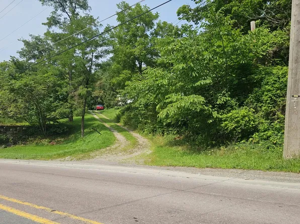 156 Rich Hill Rd, Connellsville, PA 15425