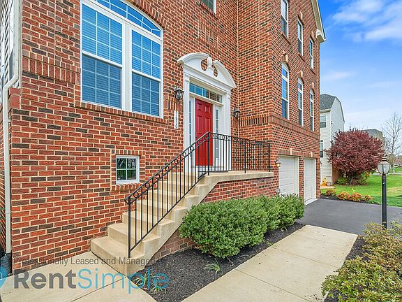 2nd image of 7650 Hamelin Ln