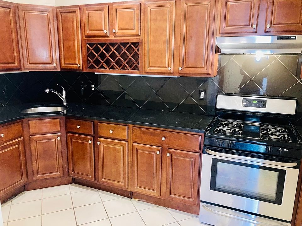 1st image of 104 Pulaski St APT 2B