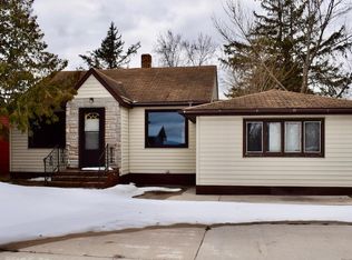 705 Main St S, Karlstad, MN 56732