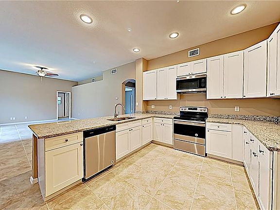 4th image of 4508 Gentrice Dr