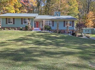 21419 Plantation Rd, Bristol, VA 24202