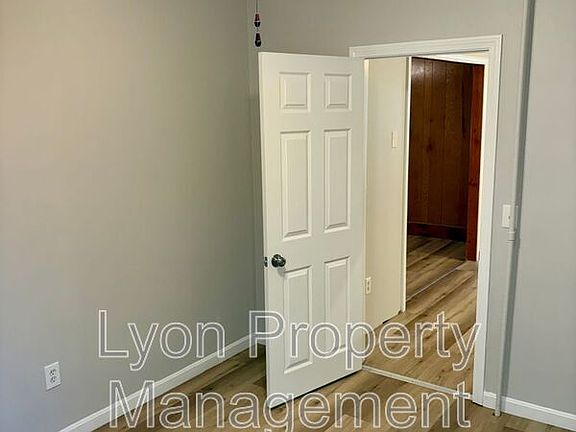 5th image of 94 Anthony Ave Unit 1F