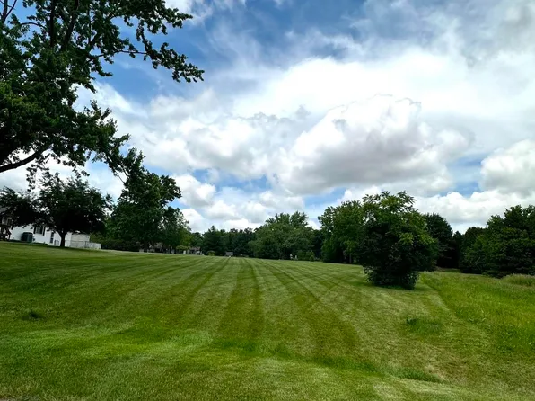 268 Wickshire Dr, Davis, IL 61019