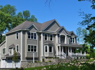 2 Norma Way, Middleton, MA 01949