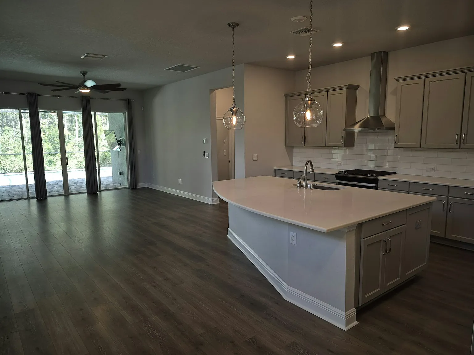 15079 Renaissance Avenue — Photo 3