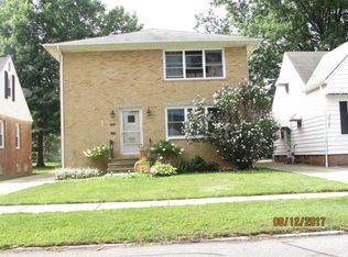 4415 Yorkshire Rd, Parma, OH 44134