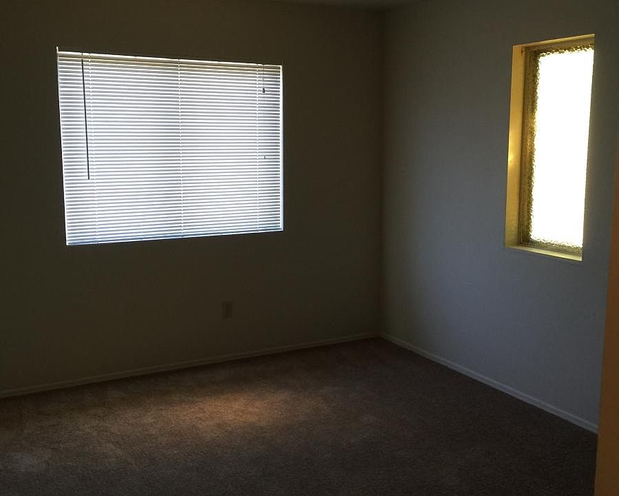 2nd image of 4725 SW 139th Ave APT 19
