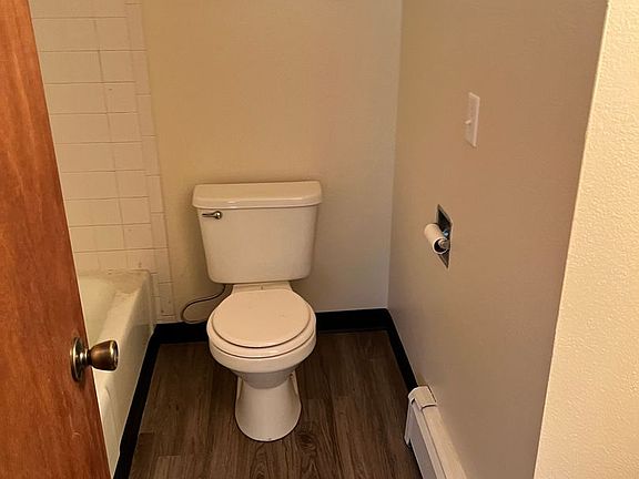 3rd image of 506 S D St #9