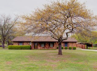 1841 Twin Oaks Dr, Midlothian, TX 76065