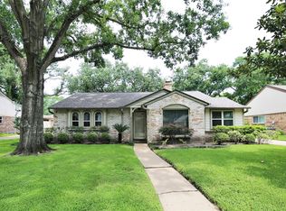 2315 Eaglerock Dr, Houston, TX 77080