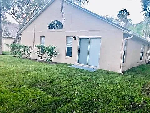 1063 Royal Oaks Dr — Photo 17