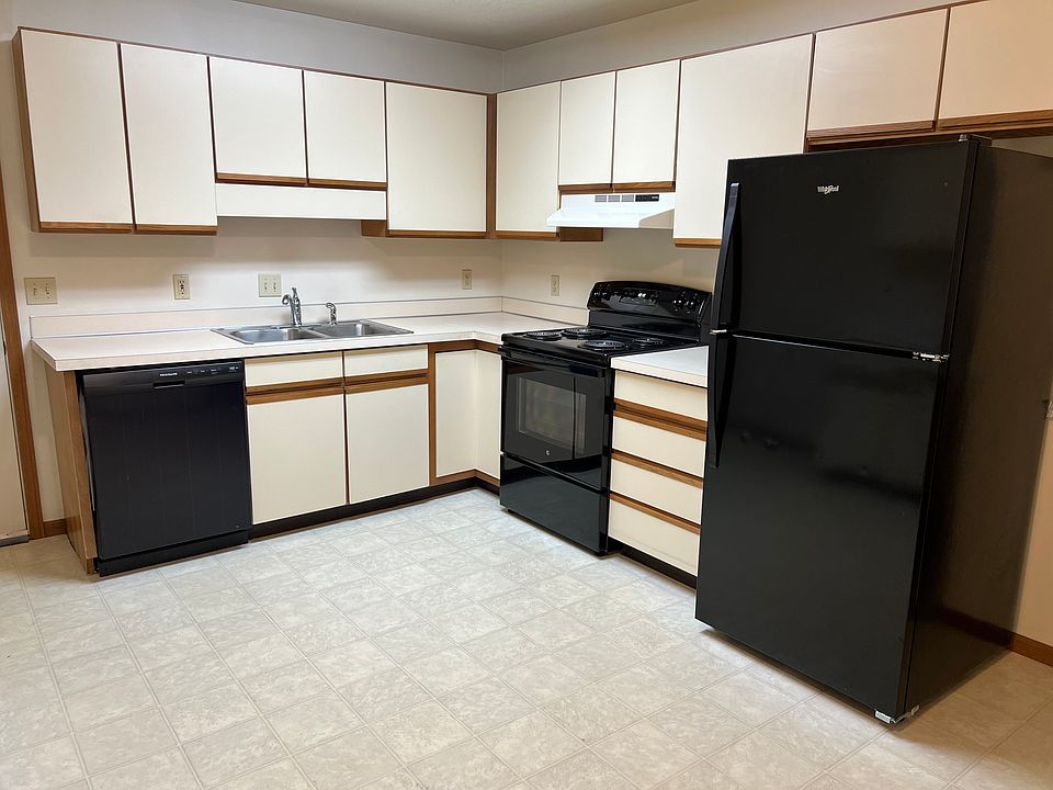1st image of 3834 Cabaret Trl W APT E