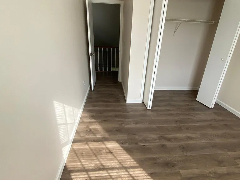 36 Renaissance Ln — Photo 27
