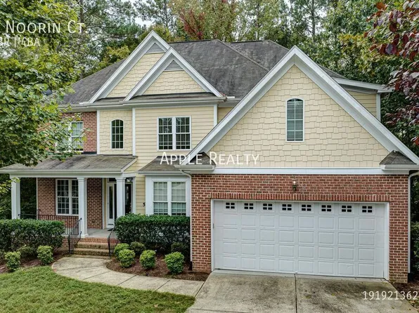 5 Noorin Ct, Durham, NC 27713