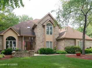 490 Saint Andrews Ct, West Chicago, IL