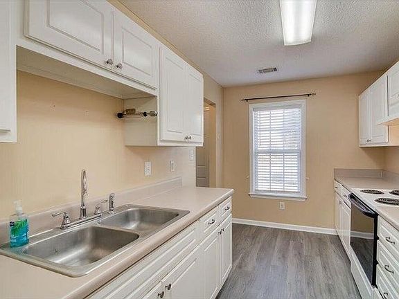 5th image of 3013 Abba Dr