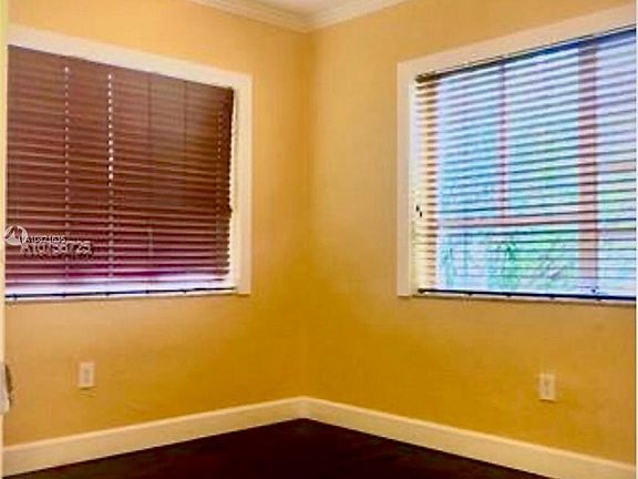 4th image of 8310 Crespi Blvd APT 6
